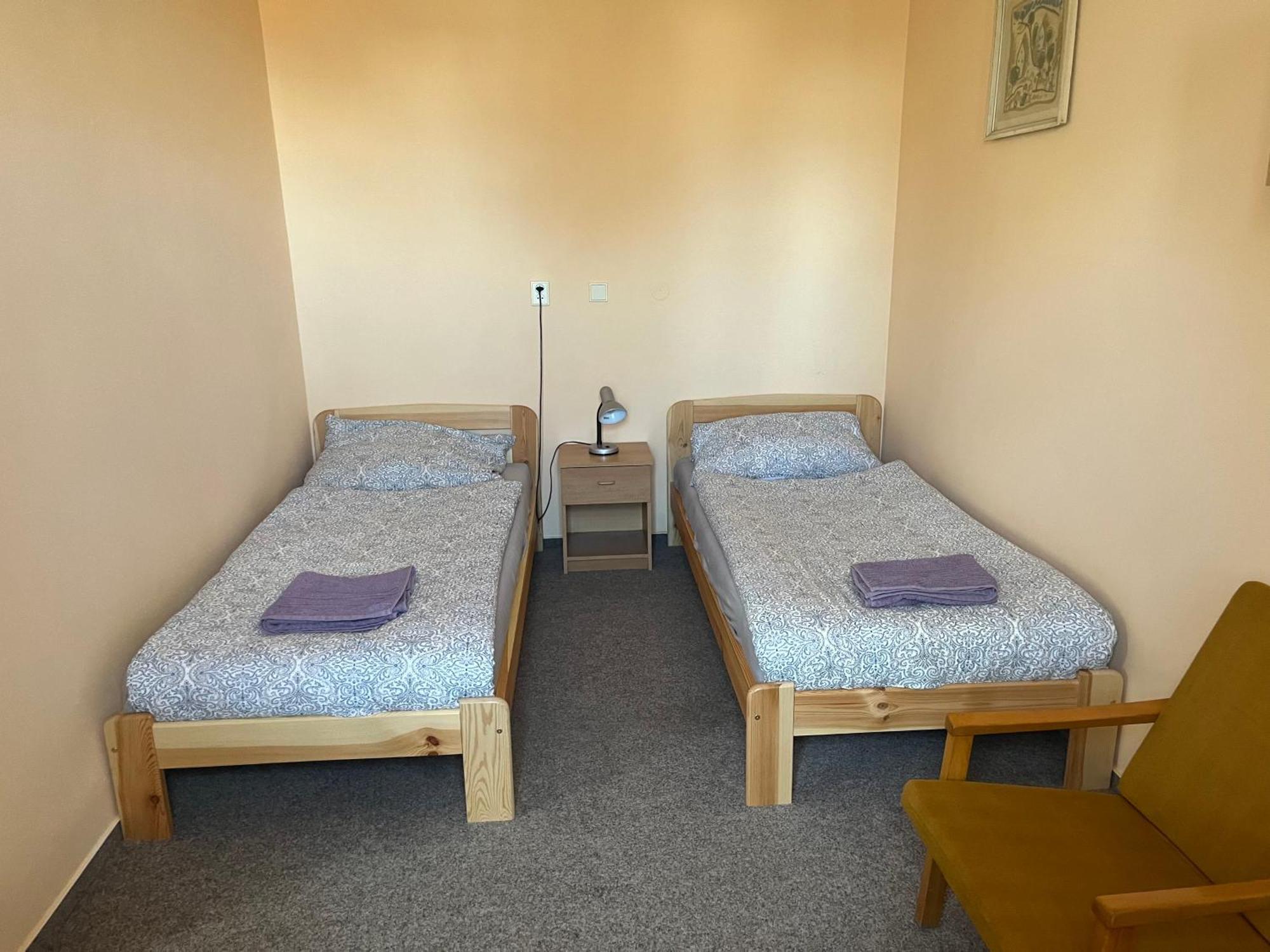 Apartmanovy Dum Obecna Skola Svetlik Eksteriør billede